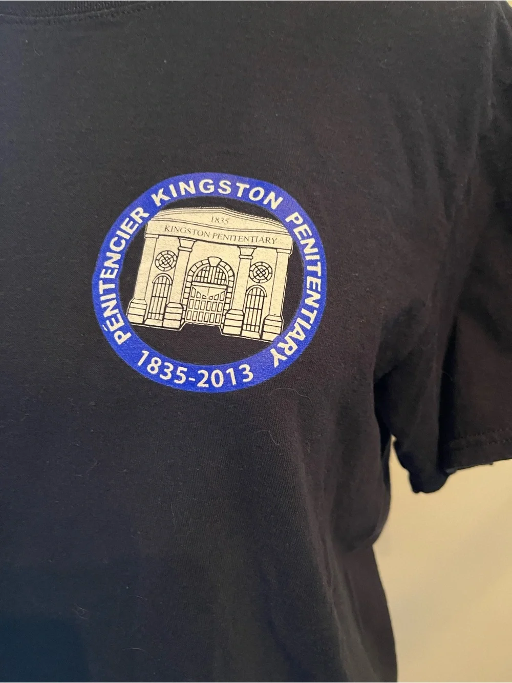 Black Kingston Pen Short-Sleeve T-Shirt Size Medium - Picture 2 of 7